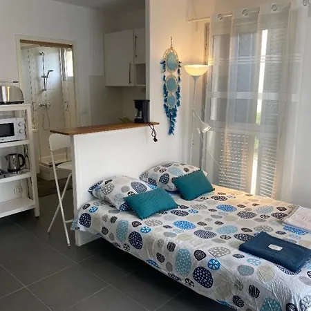 Happy Place Apartment *